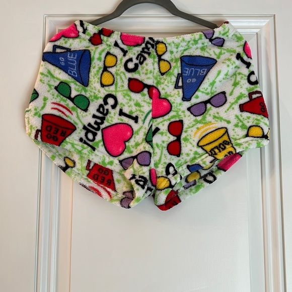 Made with Love & Kisses fleece pj shorts - Picture 1 of 6